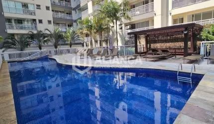 Apartamento 1 Quarto, sacada ampla e garagem demarcada