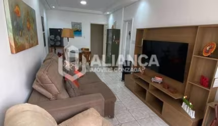 Apartamento na Quadra da Praia