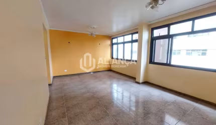 Apartamento de 3 Dormitórios Jose menino em Santos/Sp