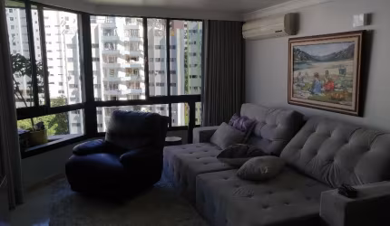 MANSÃO PEDRO CALMON - ALTO PADRÃO 4 SUÍTES COM 4 VAGAS DE GARAGENS