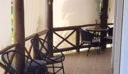 Village 2/4 e 1 vaga pé na areia