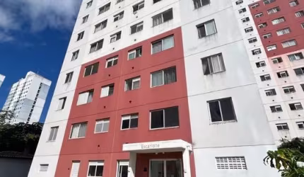 Apartamento 2/4 em Piatã