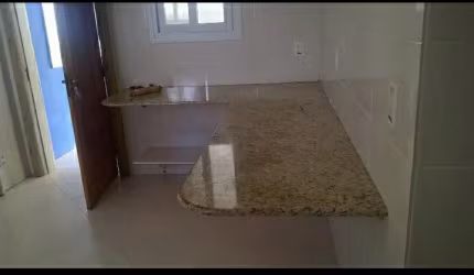 Casa 3 suítes e 4 vagas pé na areia