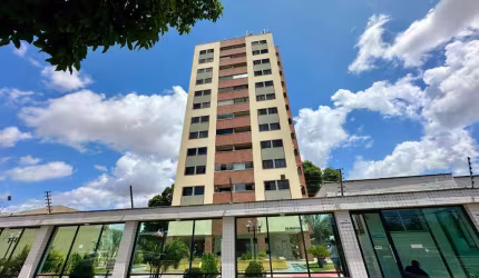Apartamento com 3 quartos para alugar na São Luís Rei de França, 10, Turu, São Luís por R$ 3.000