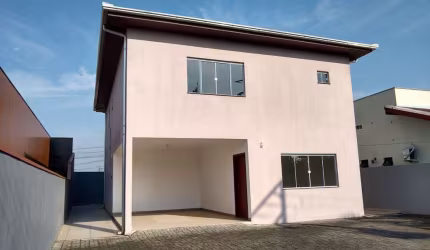 &amp;#127795; **Casa de Alto Padrão no Condomínio Leal - Bairro São Francisco de Assis, Camboriú - SC** &amp;#127795;