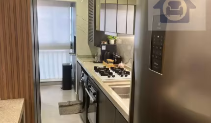 Apartamento em Aurora - Londrina, PR por 580000