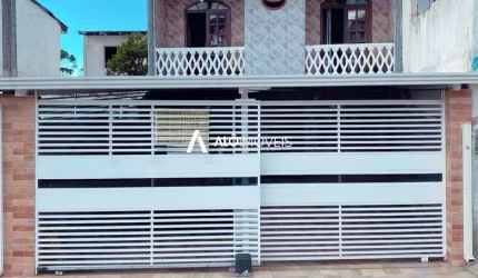 Casa com 4 quartos à venda na Rua Francisco José Lobo, 135, Sítio Cercado, Curitiba por R$ 385.000
