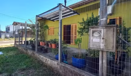 Excelente casa com piscina para venda