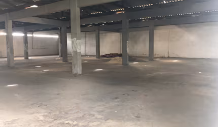 PAVILHÃO COM 700M2 PRÓXIMO AO CENTRO DE CANOAS