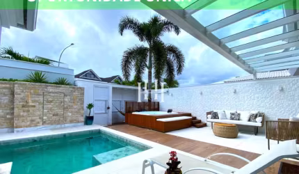 Imperdível Casa Luxuosa no Recreio 4 Suítes
