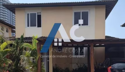 Casa em Condomínio 4/4 e 2 Suítes em Patamares