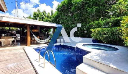 Casa em Condomínio 4/4 com 4 suítes em Piatã - 300 m²
