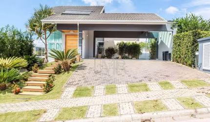 Casa com 3 dormitórios à venda, 467 m² por R$ 4.500.000,00 - Figueira Garden - Atibaia/SP