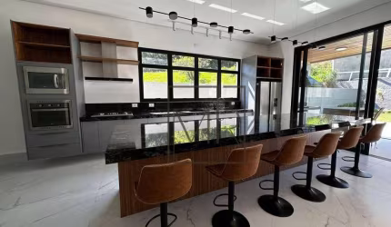 Casa com 4 dormitórios à venda, 390 m² por R$ 3.600.000,00 - Condomínio Itaporã - Atibaia/SP