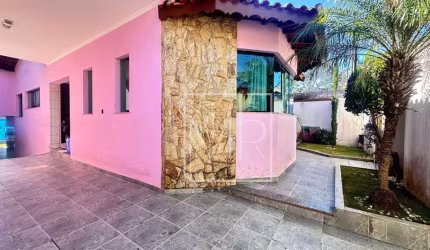 Casa com 4 dormitórios, 310 m² - venda por R$ 1.400.000,00 ou aluguel por R$ 6.500,00/mês - Loanda - Atibaia/SP