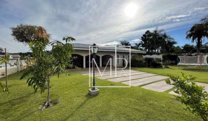 Casa com 5 dormitórios à venda, 629 m² por R$ 5.860.000,00 - Condomínio Flamboyant - Atibaia/SP