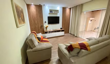 Casa à venda no Bairro Vitória Régia - Sorocaba