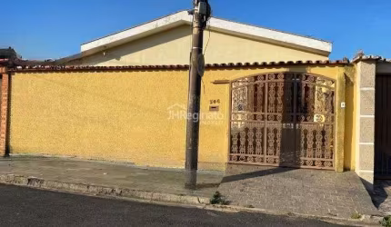 Casa térrea à venda em Votorantim/SP