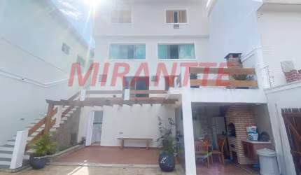 Sobrado de 254m² com 3 quartos em Jardim São Paulo