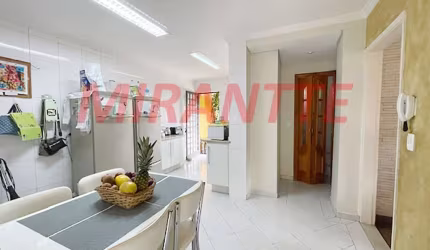 Sobrado de 180m² com 3 quartos em Água Fria