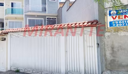 Sobrado de 160m² com 3 quartos em Vila Aurora
