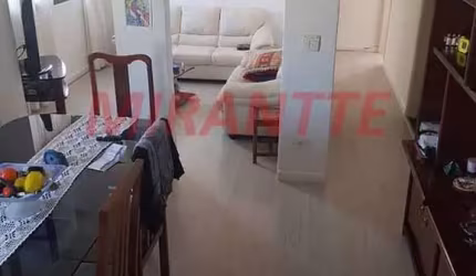 Apartamento de 180m² com 3 quartos em Água Fria