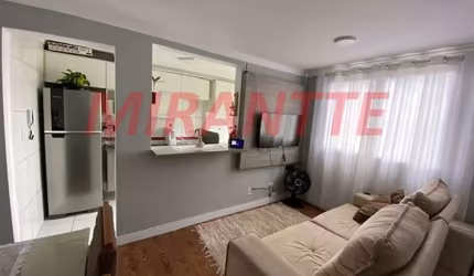 Apartamento de 50m² com 2 quartos em Parque Novo Mundo