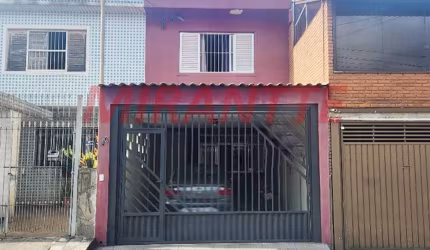 Sobrado de 160m² com 3 quartos em Vila Leonor
