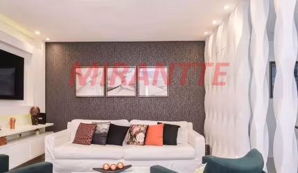 Sobrado de 160m² com 4 quartos em Conjunto Residencial Santa Terezinha