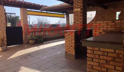 Sobrado de 405m² com 5 quartos em Vila Baruel