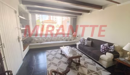 Sobrado de 251m² com 3 quartos em Vila Mariana
