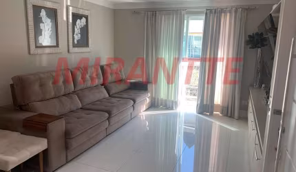 Cond. fechado de 350m² com 4 quartos em Tremembe