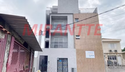 Apartamento de 32m² com 1 quartos em Água Fria