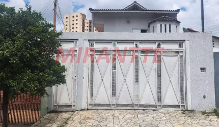 Sobrado de 182m² com 4 quartos em Vila Guilherme