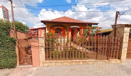 Sobrado de 685m² com 4 quartos em Vila Maria Alta