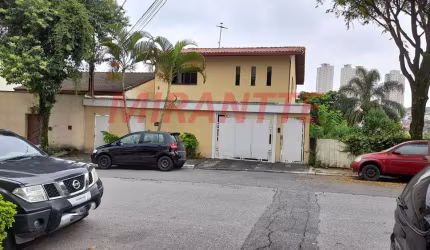 Sobrado de 555m² com 3 quartos em Parque Mandaqui