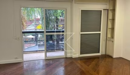 Apartamento com 3 quartos à venda na Rua Jacques Félix, 96, Vila Nova Conceição, São Paulo por R$ 2.300.000