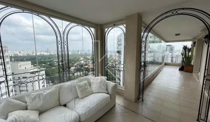 Apartamento com 3 quartos para alugar na Rua Doutor Melo Alves, 690, Cerqueira César, São Paulo por R$ 45.000