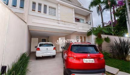 Sobrado com 4 dormitórios à venda, 251 m² por R$ 1.125.000,00 - Hugo Lange - Curitiba/PR