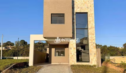 Casa nova com 3 Quartos, churrasqueira e quintal em condomínio, a Venda por R$ 960.000,00 no bairro Santa Cândida, Curitiba, Paraná.