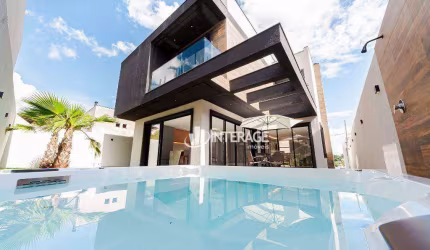 Casa com 3 Quartos à venda, 290 m² por R$ 2.599.000 - Santa Felicidade - Curitiba/PR