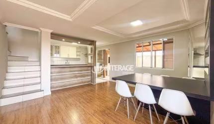 Sobrado com 3 Quartos à venda, 158 m² por R$ 660.000 - Santa Felicidade - Curitiba/PR