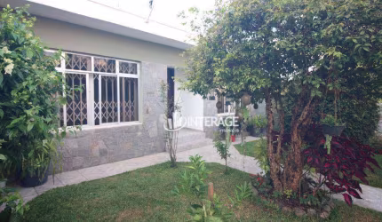 Casa com 4 Quartos à venda, 168 m² por R$ 810.000 - São Braz - Curitiba/PR