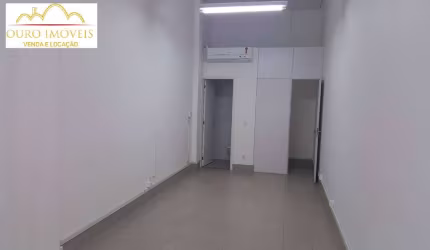 Loja à venda 30m2, com 1 banheiro e 1 vaga. Bairro Ouro Preto.