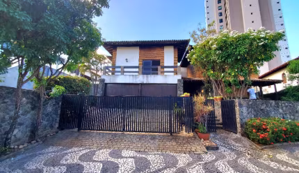 CASA À VENDA, 6 SUÍTES, DENTRO DE CONDOMÍNIO, EM CAMINHO DAS ÁRVORES  - SALVADOR/BA