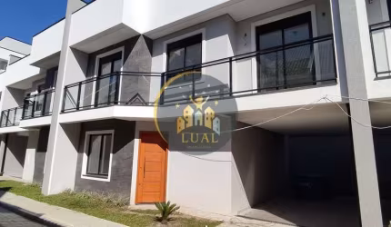 SOBRADO NOVO em Santa Felicidade , amplo e acabamento de primeira