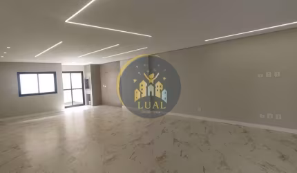 Sobrado Triplex novo no Santa Cândida condomínio Residencial Dickel