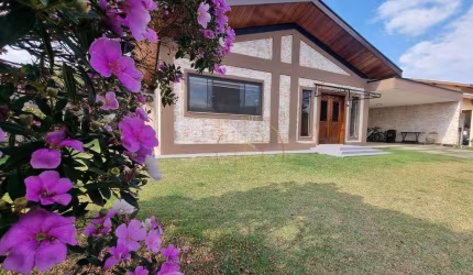 Casa térrea com energia fotovoltaica em Taubaté - SP