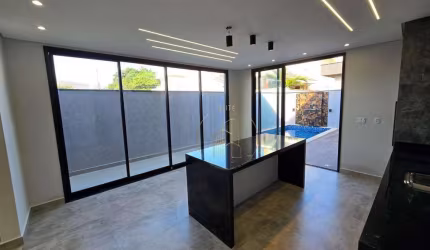Oportunidade - Casa térrea com piscina e ótimo acabamento no Cobdominio Ouroville em Taubaté SP