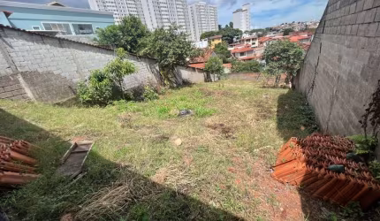 LOTE NO DIAMANTE
